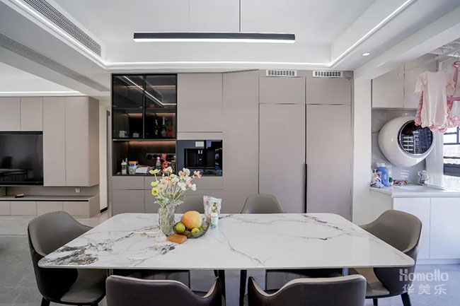 150㎡四居室現(xiàn)代風，結構簡單舒適空間足，功能性拉滿的樂居